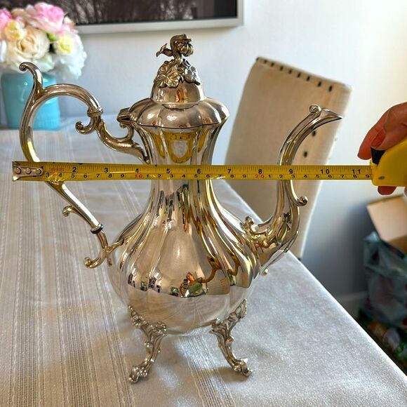 Vintage Reed & Barton 1795 Winthrop Large Coffee Tea Pot Silver Plated 13x11 in. - Picture 6 of 10